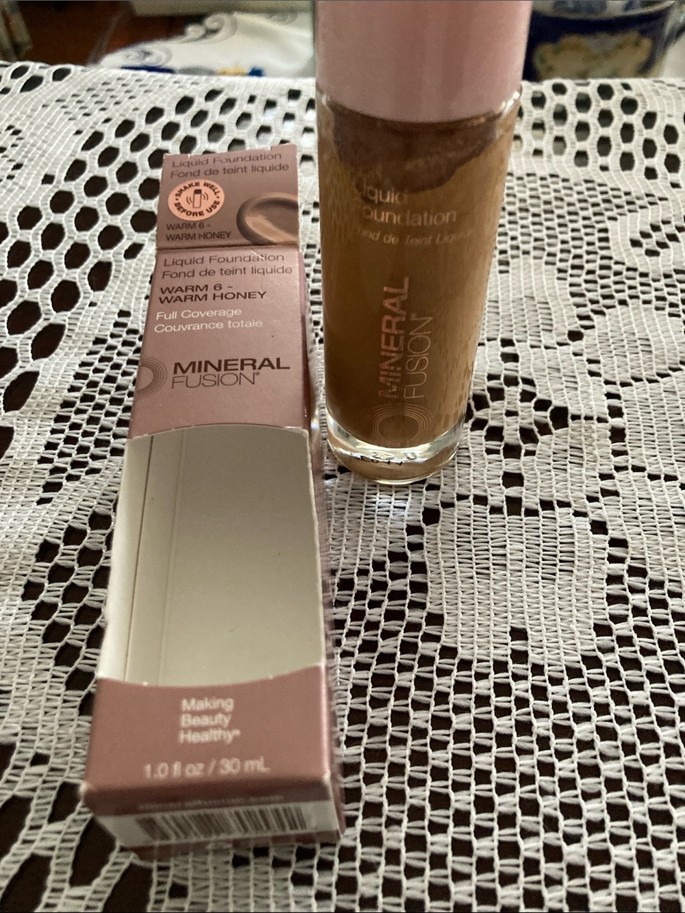 Mineral Fusion Liquid Foundation — Warm Honey Brown Shade